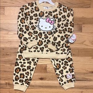 NWT Hello Kitty Leopard Fleece Jogger 2piece sweatsuit